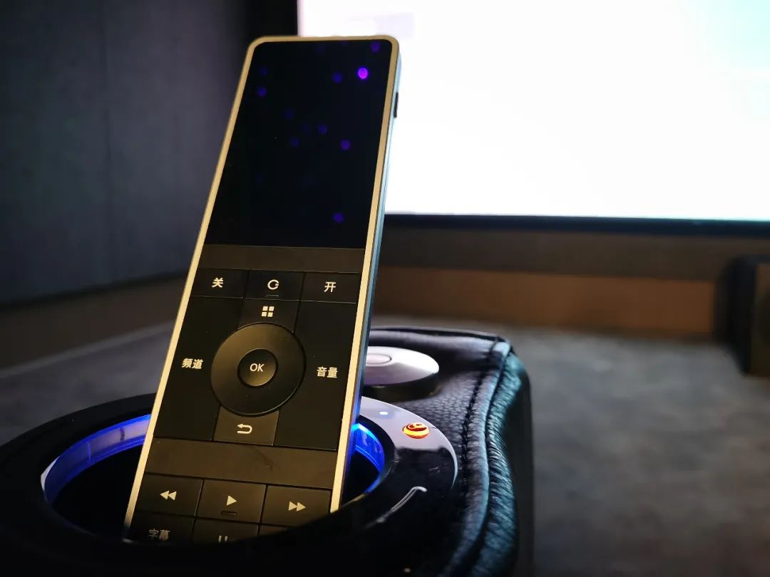 手机上的智能遥控器怎么用