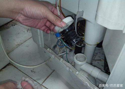 教您解决博世洗衣机排水泵盖子拧不动了原因及解决办法