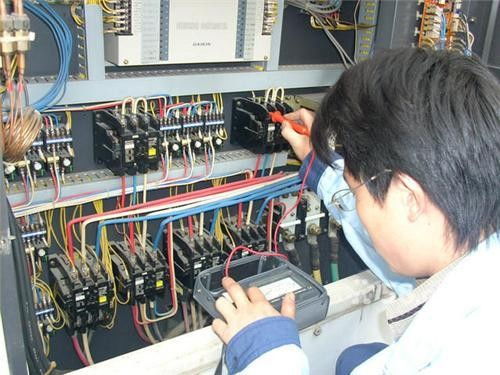 win7cf全屏不了怎么回事(win7cf怎么调全屏) win7cf全屏不了怎么回事(win7cf怎么调全屏)