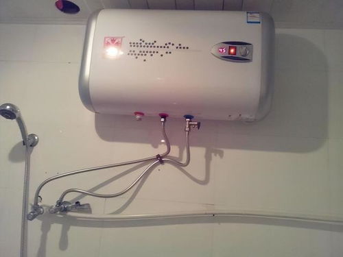 电脑小屏幕怎么放全屏快捷键（电脑小屏幕怎么放全屏）