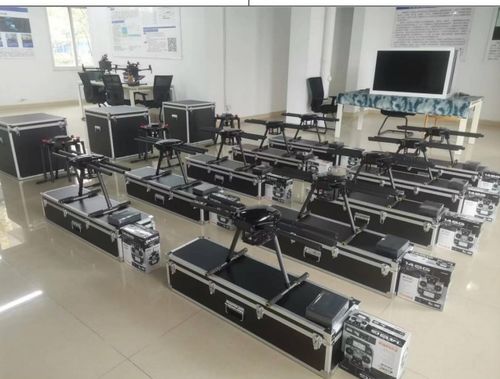 电脑光驱自动弹出来怎么办（电脑光驱打不开） 