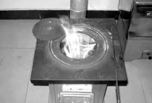 松下冰箱发热位置