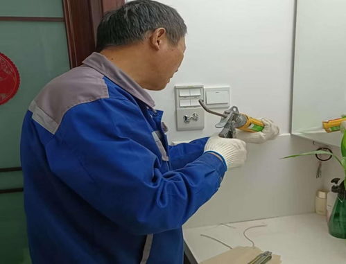 教您解决壁挂炉老显示e4原因及解决办法