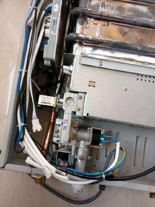 华帝燃气热水器12L：产品规格与性能介绍