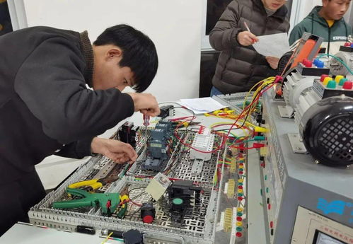 戴纳斯帝壁挂炉显示e7解决问题的四个步骤