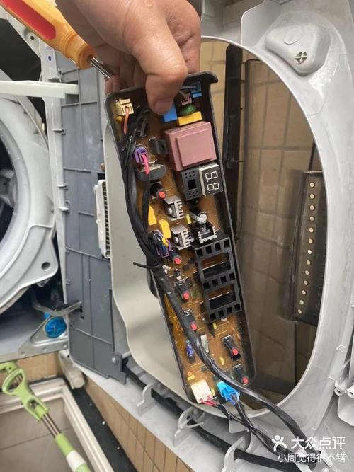 西门子冰箱插电显示报警 需要检查哪些故障 